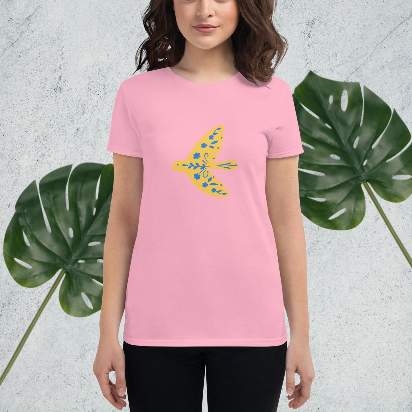 Women's short sleeve t-shirt