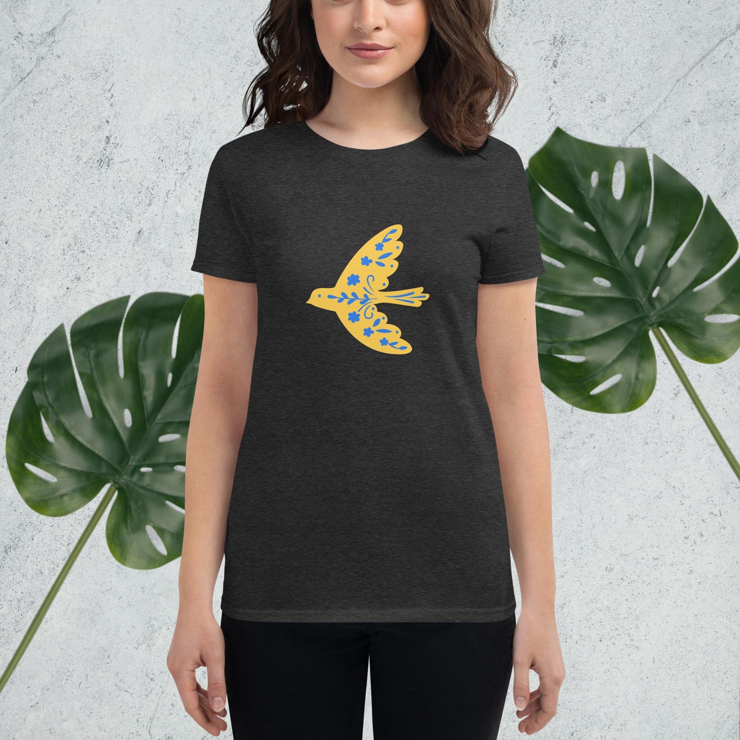 Women's short sleeve t-shirt